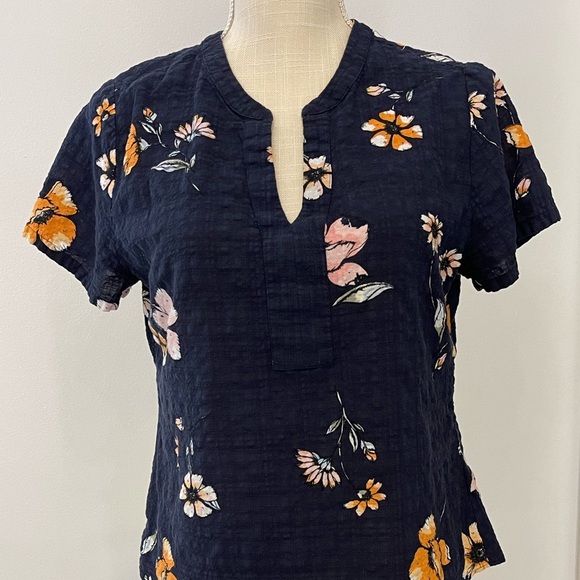 Van Heusen Blouse - Picture 1 of 5